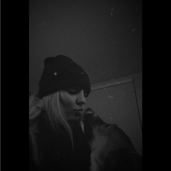 Meet your Posher, Morgan - Picture 4 of 8